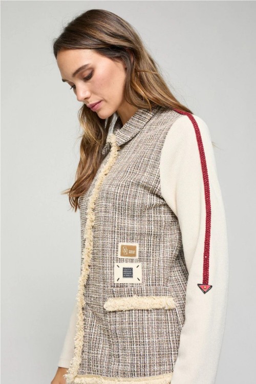 CHAQUETA PUNTO NORA...