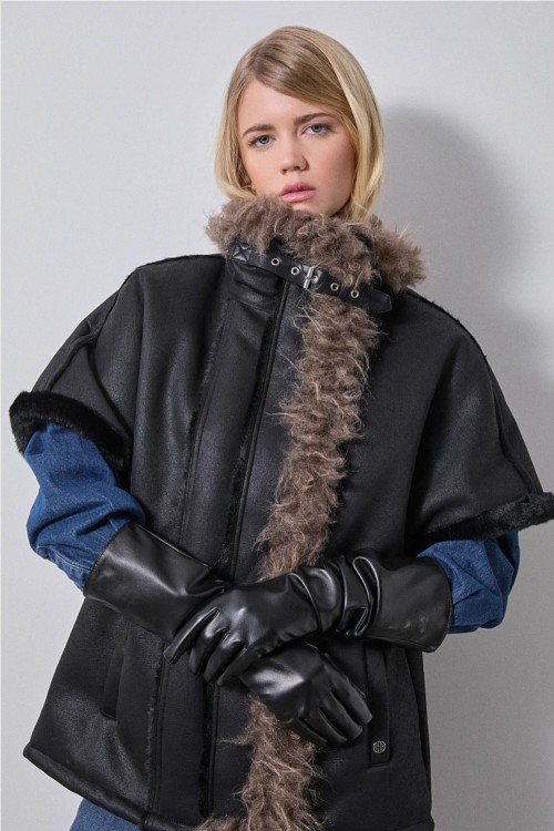 CHALECO EFECTO CUERO   BSB...