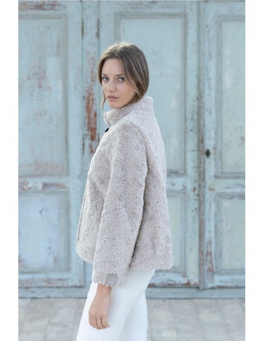 CHAQUETA CORTA BORREGUITO   HONGO