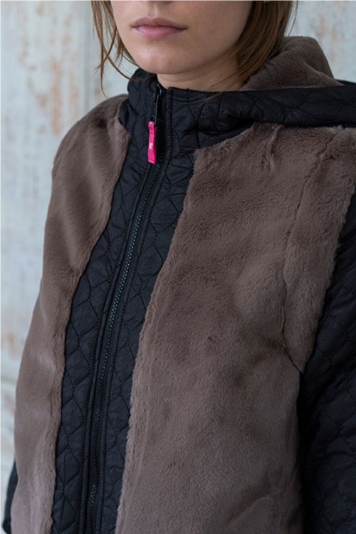 CHAQUETA CONVERTIBLE EN... 2