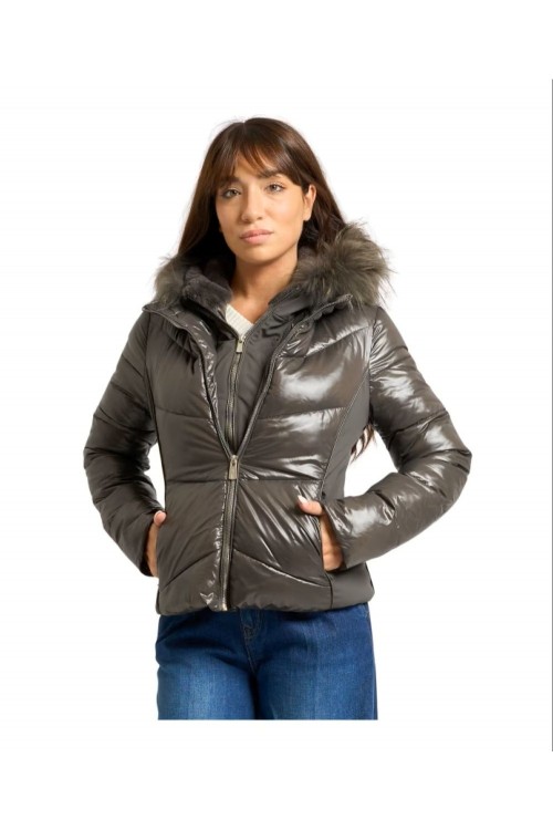 CAZADORA PLUMAS CAPUCHA CON... 2