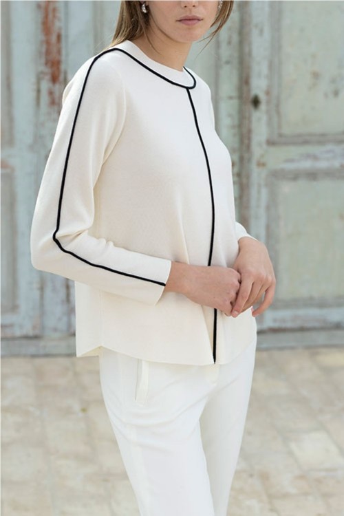 JERSEY CON PESPUNTES...