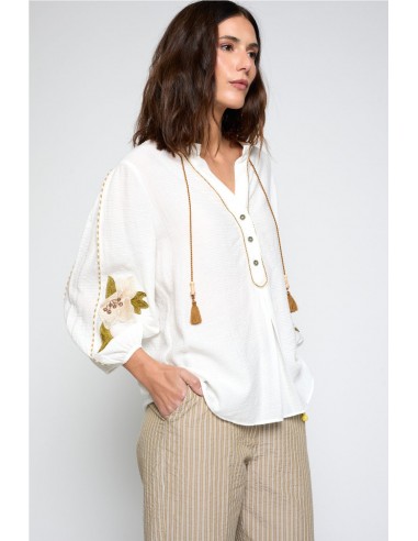 BLUSÓN LUA BORDADO   POUPPE CHIC