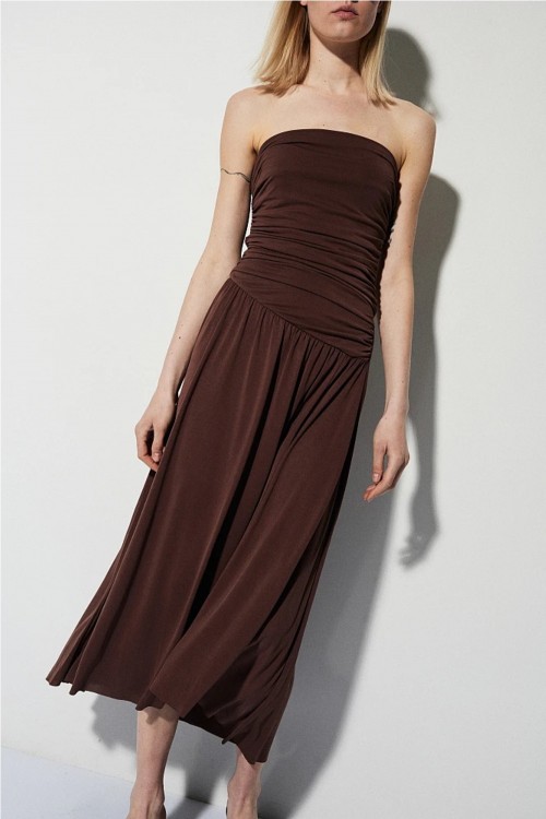 VESTIDO MIDI SIN TIRANTES... 2