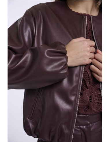 CHAQUETA DE PIEL SINTÉTICA LOMEE...