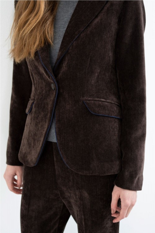 BLAZER EFECTO TERCIOPELO...