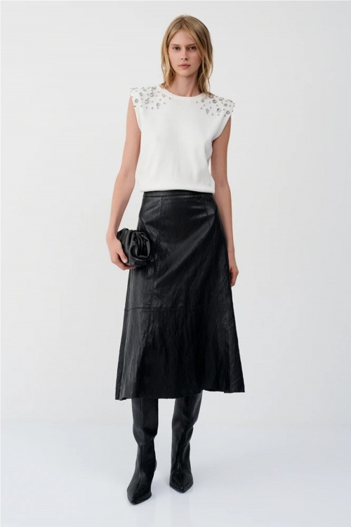 FALDA MIDI EFECTO PIEL... 2