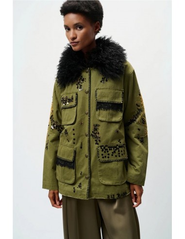 CHAQUETA BORDADA DETALLES PIEL   BSB...